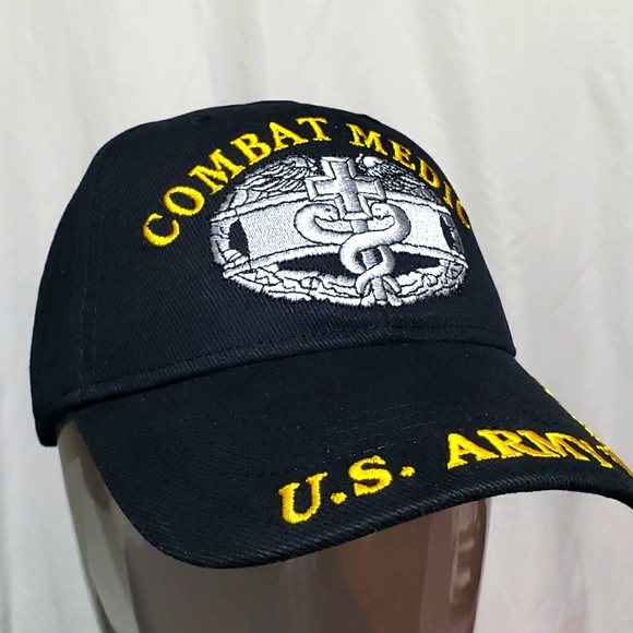 Military U.S. ARMY COMBAT MEDIC Hat - Picture 3 of 4